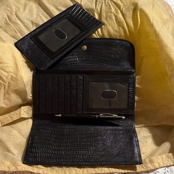 Brahmin Black Textured Wallet and Card Holder - Picture 1 of 5